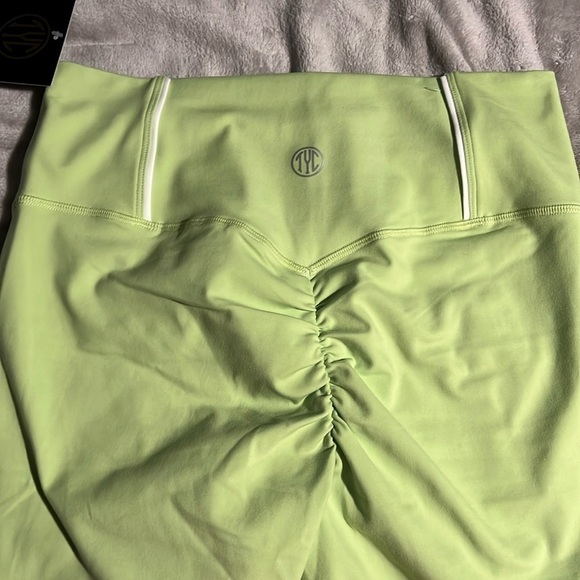Til You Collapse Retro Scrunch Leggings Effortless Fabric Lime Green medium gym - Picture 7 of 16